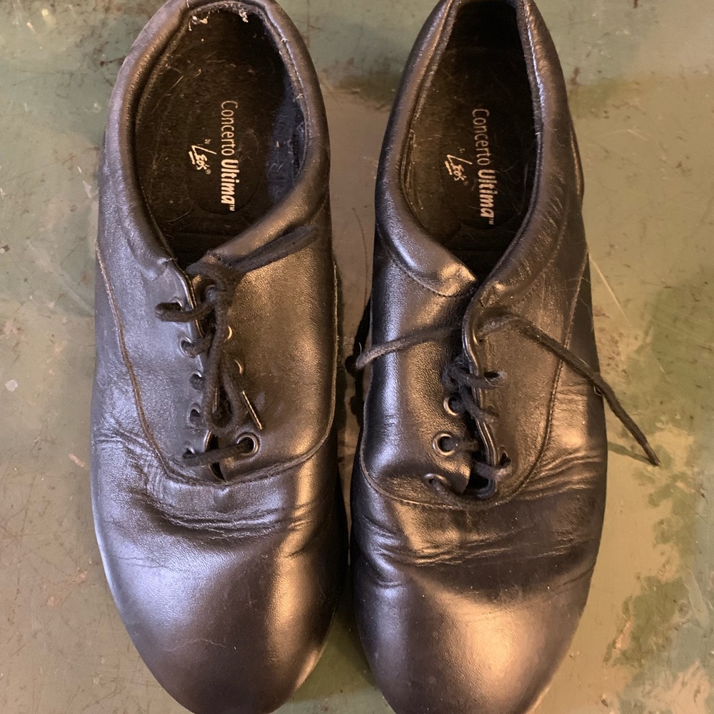 Leo’s Teletone tap shoes